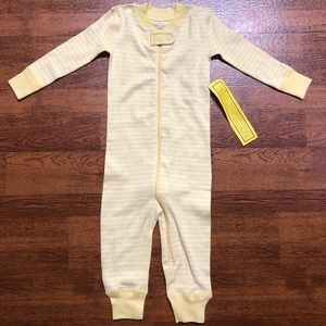 Hanna Andersson Moon and Back Zip Sleeper